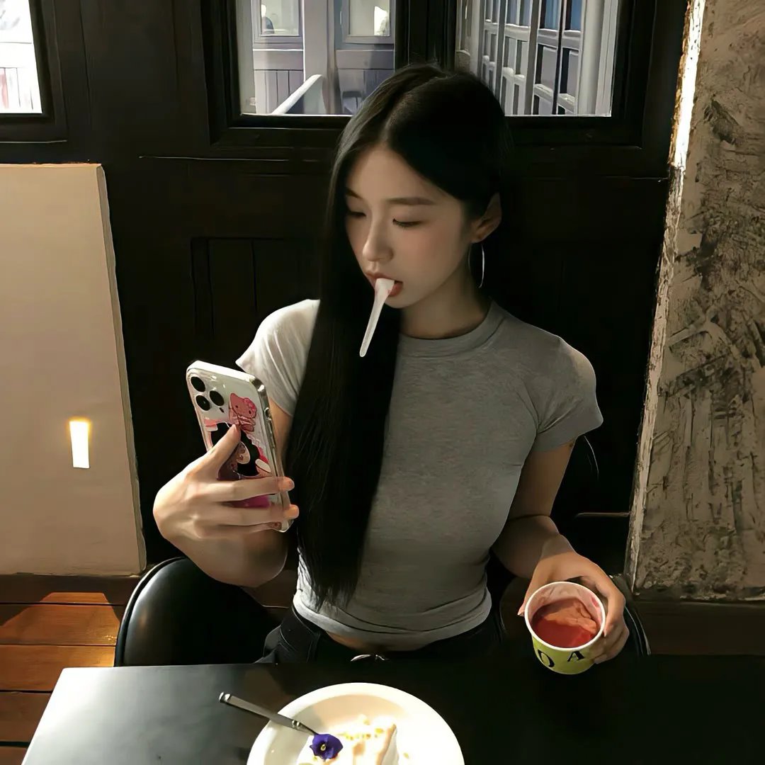 玻璃牢房